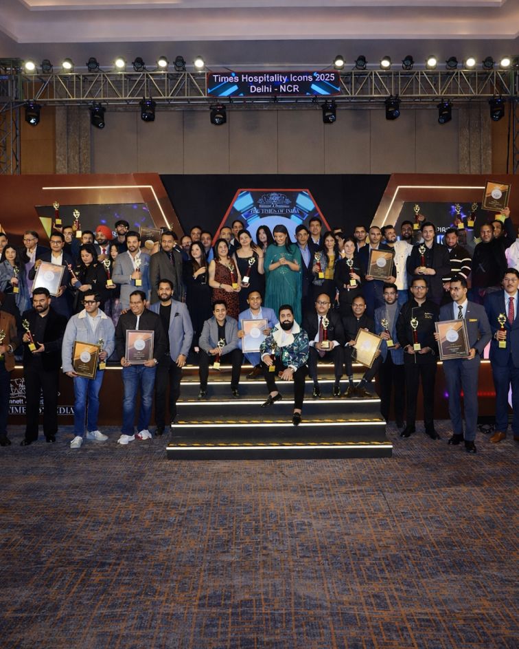 Best luxurious Food, Bar, Restro & Cafe in Connaught place in Delhi