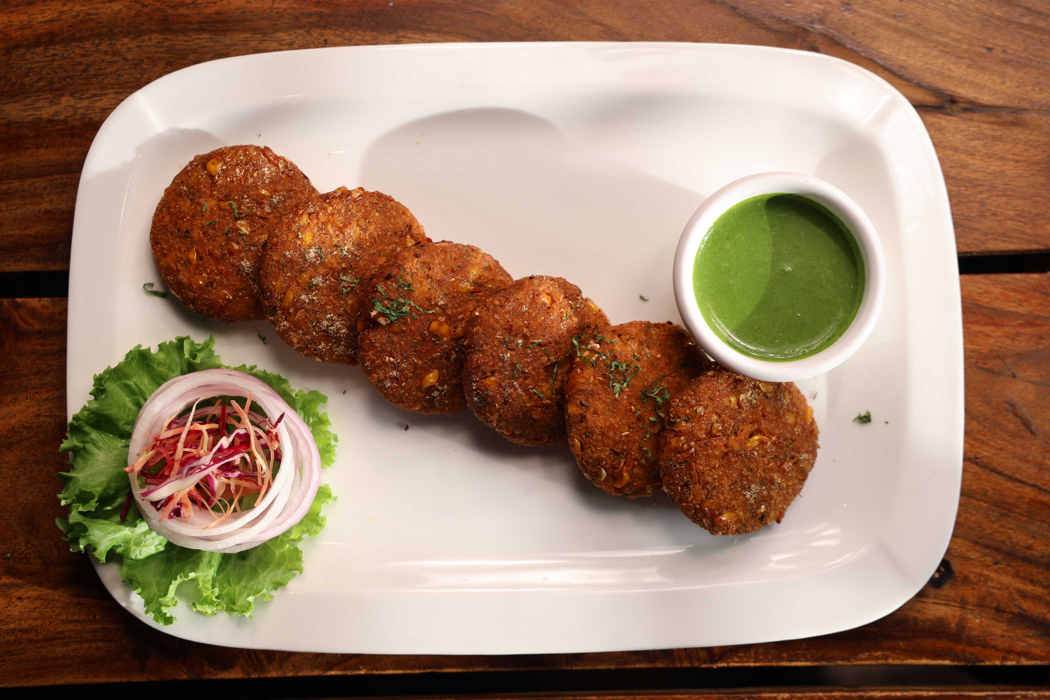 Best luxurious Food, Bar, Restro & Cafe in Connaught place in Delhi